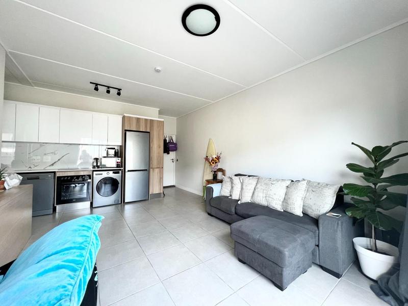 To Let 1 Bedroom Property for Rent in Sandown Western Cape